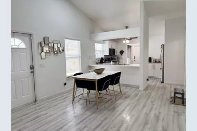 1518 Royal Forest Court, Palm Springs, FL 33406 - Photo 17