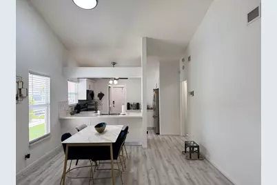 1518 Royal Forest Court, Palm Springs, FL 33406 - Photo 5