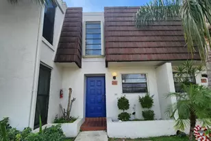 1504 NW 89th Terrace, Pembroke Pines, FL 33024 - Photo 1