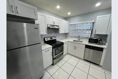 1504 NW 89th Terrace #1504, Pembroke Pines, FL 33024 - Photo 7