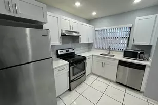 1504 NW 89th Terrace, Pembroke Pines, FL 33024 - Photo 7