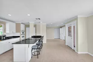 614 SE Flamingo Ave, Stuart, FL 34996 - Photo 13