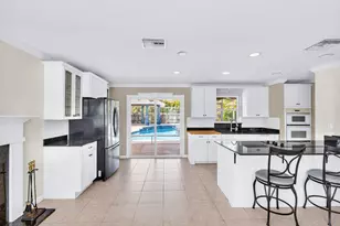 614 SE Flamingo Ave, Stuart, FL 34996 - Photo 21