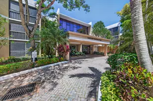 16325 Golf Club Rd, Weston, FL 33326 - Photo 23