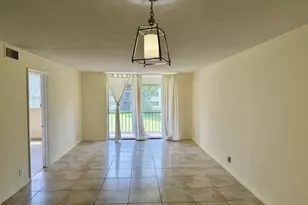 8940 S Hollybrook Blvd, Pembroke Pines, FL 33025 - Photo 11