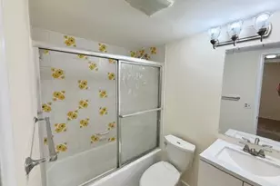 8940 S Hollybrook Blvd, Pembroke Pines, FL 33025 - Photo 7