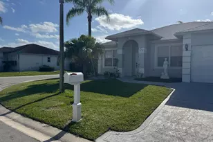 1011 Salmon Isle, Greenacres, FL 33413 - Photo 3