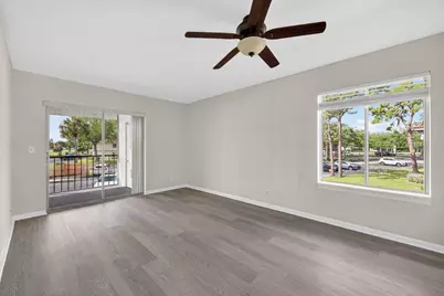 6327 Chasewood Drive #E, Jupiter, FL 33458 - Photo 11