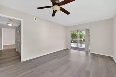 6327 Chasewood Drive #E, Jupiter, FL 33458 - Photo 13