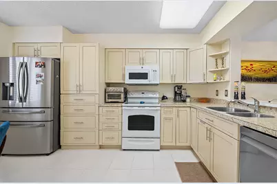 6065 Pointe Regal Circle, Delray Beach, FL 33484 - Photo 5