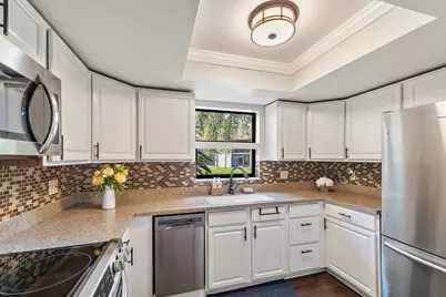 671 SW South River Drive #105, Stuart, FL 34997 - Photo 3