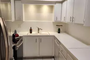 6001 N Falls Cir Dr, Lauderhill, FL 33319 - Photo 9