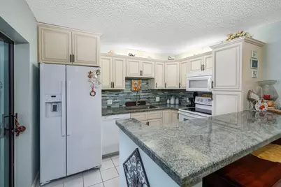 6197 SE Riverboat Drive #1008, Stuart, FL 34997 - Photo 13
