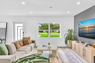 209 NE 27th Dr, Wilton Manors, FL 33334 - Photo 9