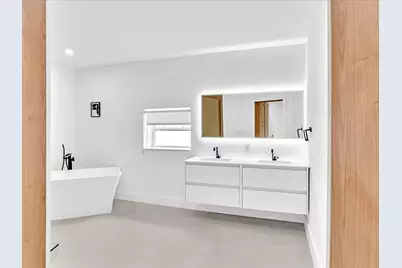 209 NE 27th Drive, Wilton Manors, FL 33334 - Photo 19