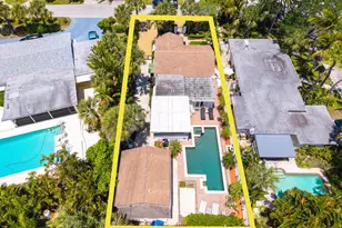 205 N 18th Ave Ave N, Lake Worth Beach, FL 33460 - Photo 1