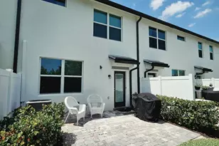 3213 Watercress Dr, Lauderdale Lakes, FL 33311 - Photo 5