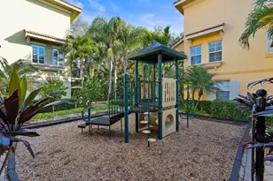 2715 Ravella Way, Palm Beach Gardens, FL 33410 - Photo 47