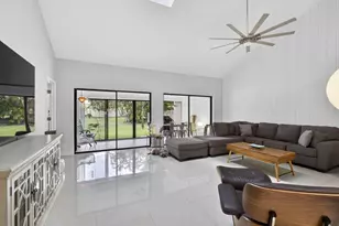 11894 Donlin Dr, Wellington, FL 33414 - Photo 15
