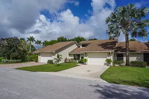 11894 Donlin Dr, Wellington, FL 33414 - Photo 3
