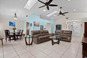 8093 SE Carlton St, Hobe Sound, FL 33455 - Photo 5