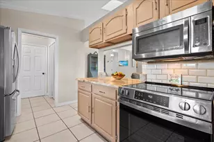 8093 SE Carlton St, Hobe Sound, FL 33455 - Photo 9