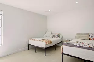 16750 NE 10th Ave, North Miami Beach, FL 33162 - Photo 13