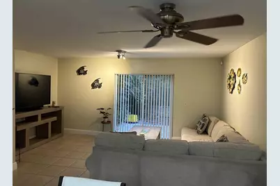 822 Summit Lake Drive, West Palm Beach, FL 33406 - Photo 3