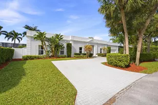 9001 N Lake Dasha Dr, Plantation, FL 33324 - Photo 7