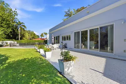 9001 N Lake Dasha Drive, Plantation, FL 33324 - Photo 63