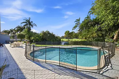 9001 N Lake Dasha Drive, Plantation, FL 33324 - Photo 67