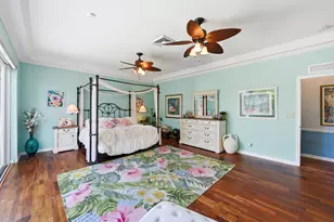 9001 N Lake Dasha Dr, Plantation, FL 33324 - Photo 43