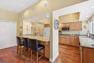 9001 N Lake Dasha Dr, Plantation, FL 33324 - Photo 25