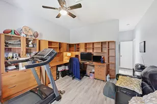 9001 N Lake Dasha Dr, Plantation, FL 33324 - Photo 51