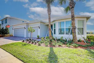 10306 SW Green Turtle Ln, Port Saint Lucie, FL 34987 - Photo 13