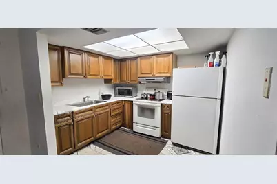 233 SE 26th Avenue, Boynton Beach, FL 33435 - Photo 5