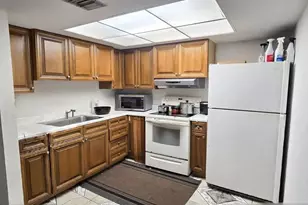 233 SE 26th Ave, Boynton Beach, FL 33435 - Photo 5