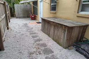 1951 Kathy Ln, North Palm Beach, FL 33408 - Photo 3