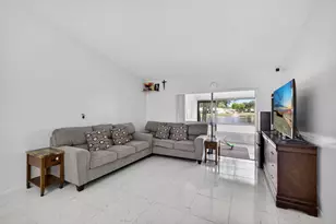 1025 Green Pine Blvd, West Palm Beach, FL 33409 - Photo 11