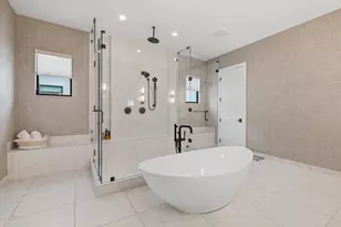 9593 Vescovato Way, Boca Raton, FL 33323 - Photo 59