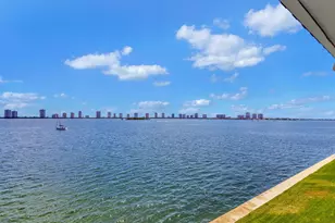 100 Shore Ct, North Palm Beach, FL 33408 - Photo 3