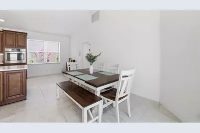 5056 Ventura Drive, Delray Beach, FL 33484 - Photo 9