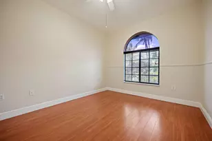 7039 Golf Pointe Cir, Tamarac, FL 33321 - Photo 19