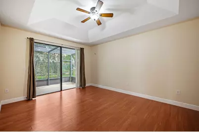 7039 Golf Pointe Circle, Tamarac, FL 33321 - Photo 13