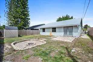 5962 SE Wilsie Dr, Stuart, FL 34997 - Photo 19