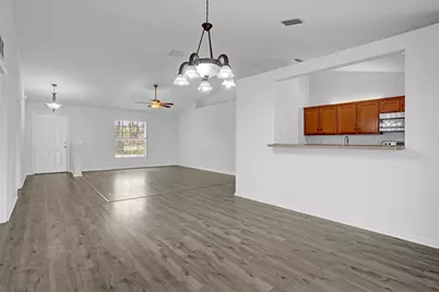 2125 SW Salvatierra Boulevard, Port Saint Lucie, FL 34987 - Photo 11