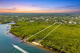 11765 SE Laurel Ln, Hobe Sound, FL 33455 - Photo 1