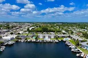 312 Northlake Dr, North Palm Beach, FL 33408 - Photo 3