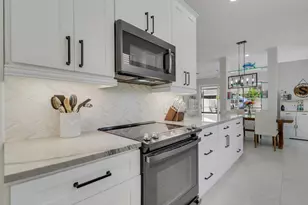 167 E Hampton Way, Jupiter, FL 33458 - Photo 9