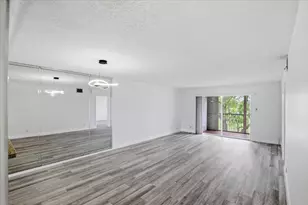 700 SW 128th Ave, Pembroke Pines, FL 33027 - Photo 9